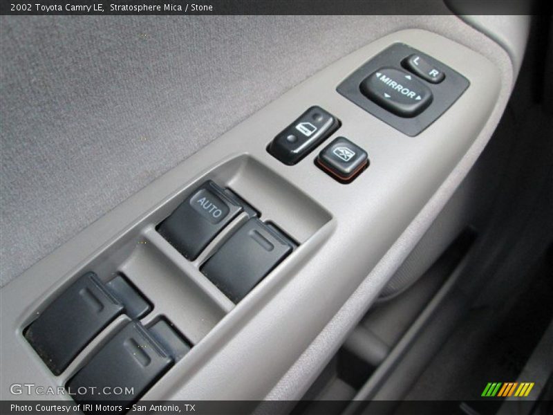 Stratosphere Mica / Stone 2002 Toyota Camry LE