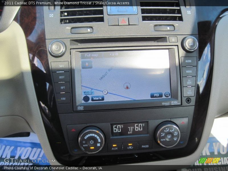 White Diamond Tricoat / Shale/Cocoa Accents 2011 Cadillac DTS Premium
