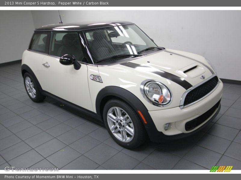 Pepper White / Carbon Black 2013 Mini Cooper S Hardtop