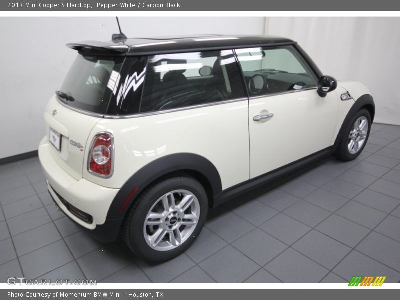 Pepper White / Carbon Black 2013 Mini Cooper S Hardtop