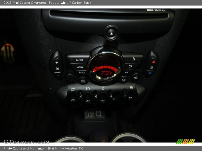 Pepper White / Carbon Black 2013 Mini Cooper S Hardtop