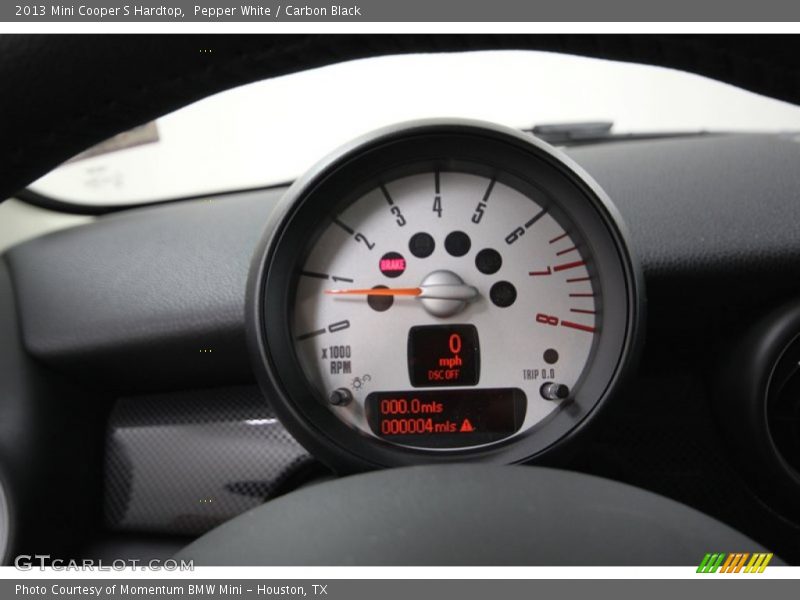 Pepper White / Carbon Black 2013 Mini Cooper S Hardtop