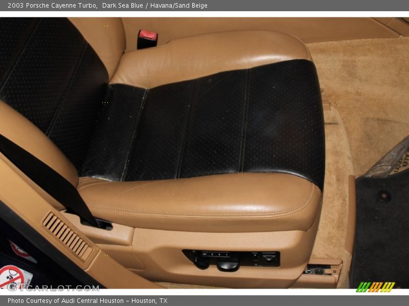 Dark Sea Blue / Havana/Sand Beige 2003 Porsche Cayenne Turbo