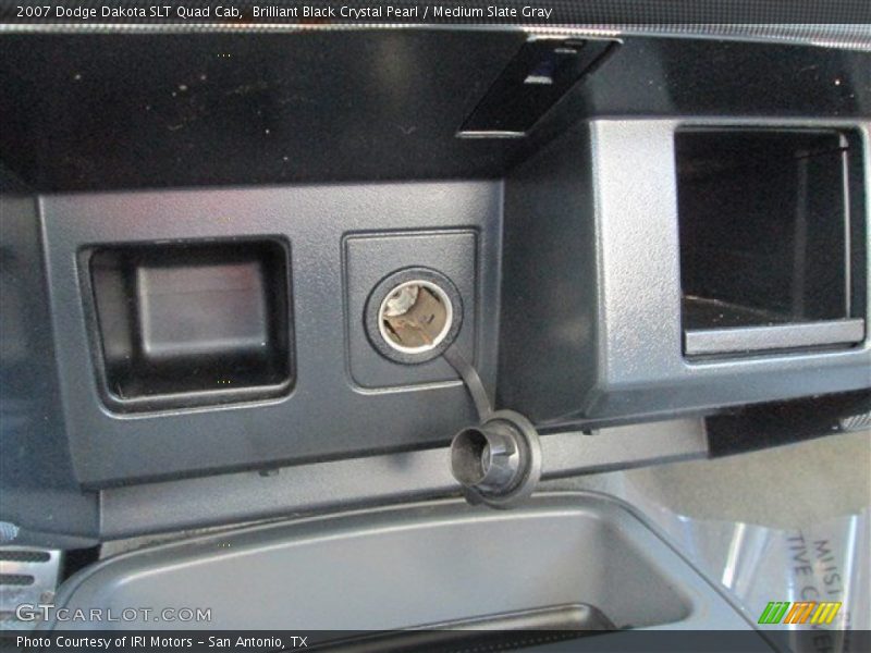 Brilliant Black Crystal Pearl / Medium Slate Gray 2007 Dodge Dakota SLT Quad Cab