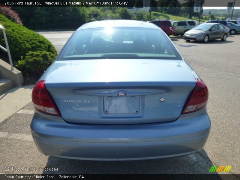 Windveil Blue Metallic / Medium/Dark Flint Grey 2006 Ford Taurus SE