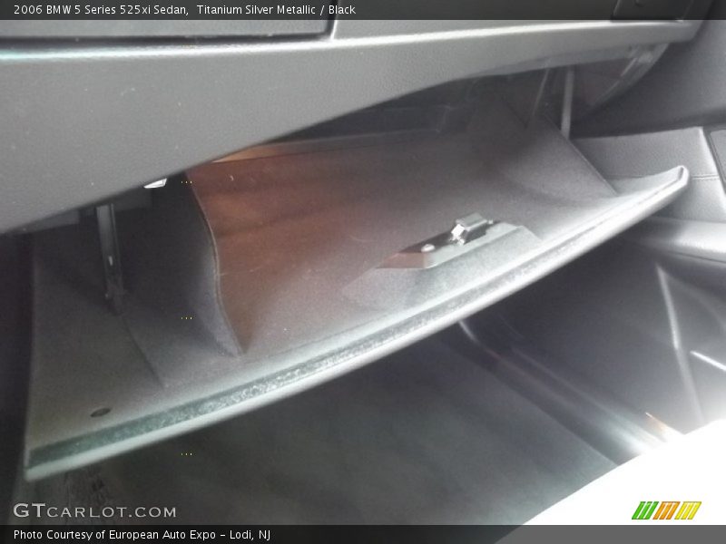 Titanium Silver Metallic / Black 2006 BMW 5 Series 525xi Sedan