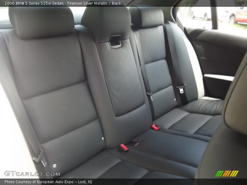 Titanium Silver Metallic / Black 2006 BMW 5 Series 525xi Sedan