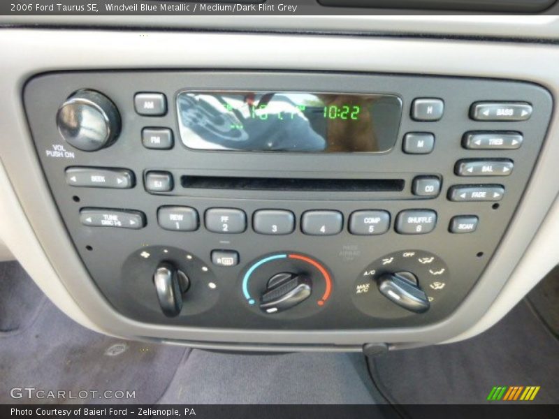 Windveil Blue Metallic / Medium/Dark Flint Grey 2006 Ford Taurus SE