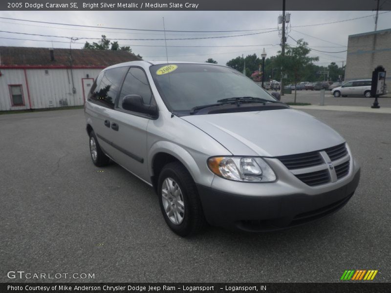Bright Silver Metallic / Medium Slate Gray 2005 Dodge Caravan SE
