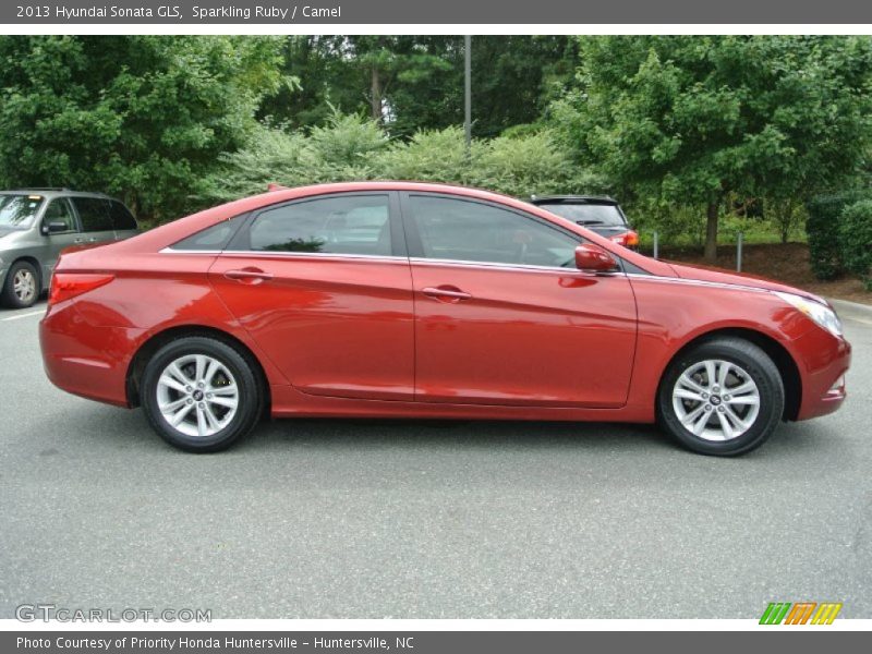 Sparkling Ruby / Camel 2013 Hyundai Sonata GLS