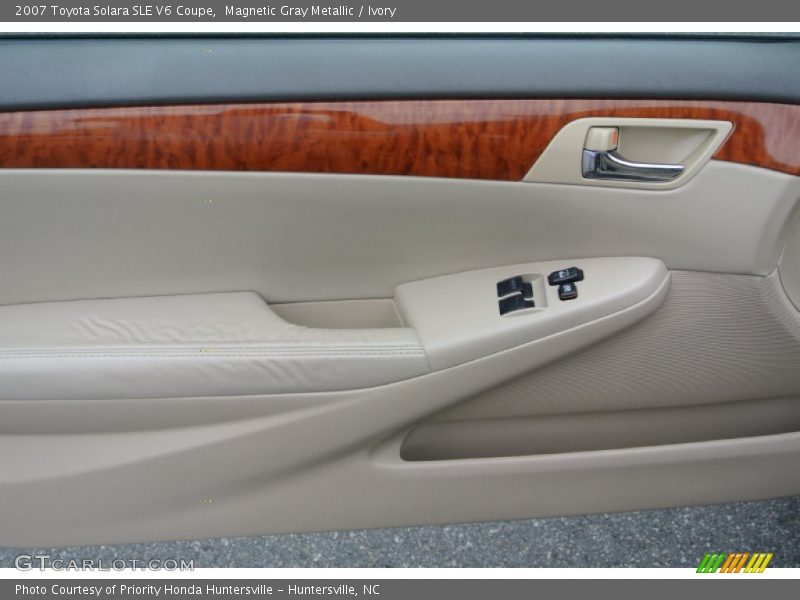 Magnetic Gray Metallic / Ivory 2007 Toyota Solara SLE V6 Coupe