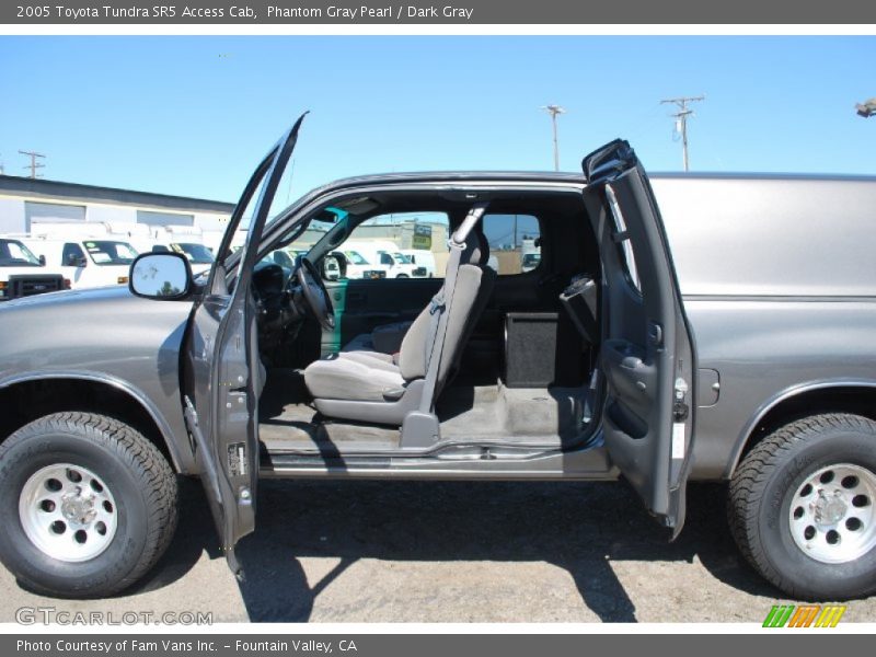 Phantom Gray Pearl / Dark Gray 2005 Toyota Tundra SR5 Access Cab