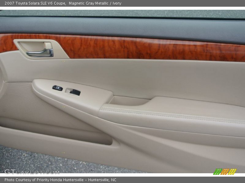 Magnetic Gray Metallic / Ivory 2007 Toyota Solara SLE V6 Coupe