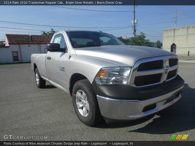 Front 3/4 View of 2014 1500 Tradesman Regular Cab