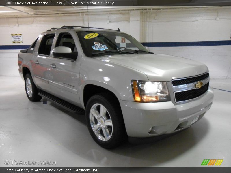 Silver Birch Metallic / Ebony 2007 Chevrolet Avalanche LTZ 4WD