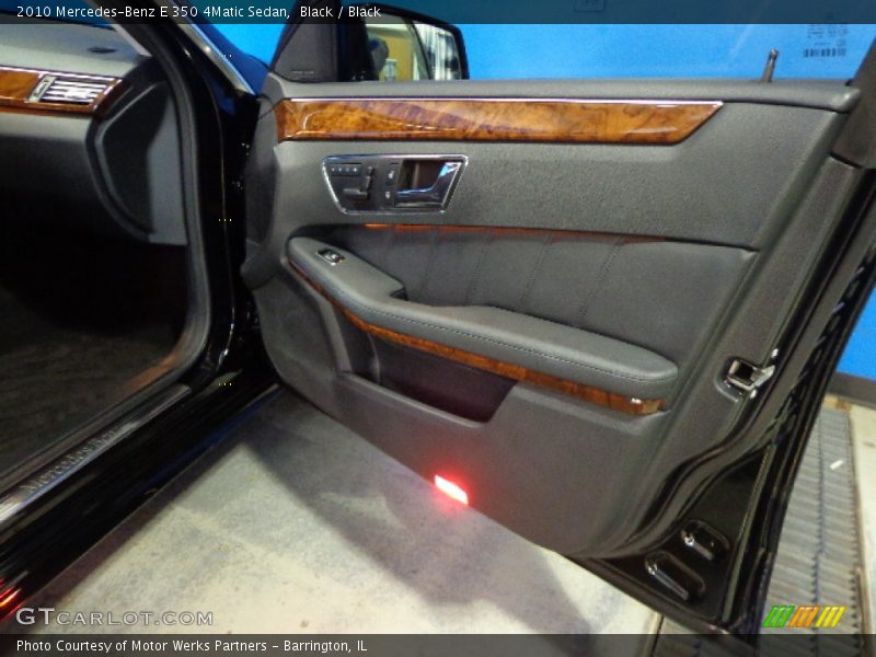 Black / Black 2010 Mercedes-Benz E 350 4Matic Sedan
