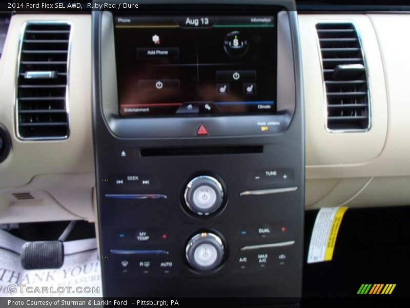 Controls of 2014 Flex SEL AWD