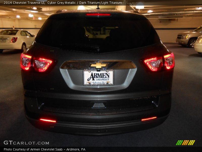 Cyber Grey Metallic / Dark Titanium/Light Titanium 2014 Chevrolet Traverse LS