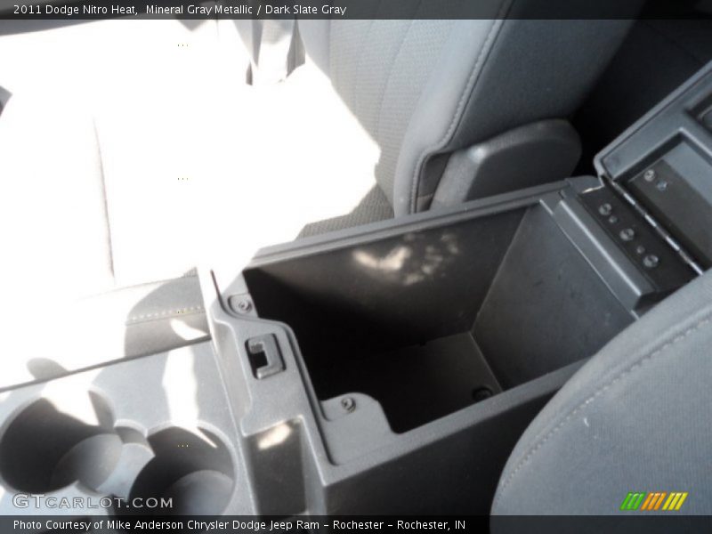 Mineral Gray Metallic / Dark Slate Gray 2011 Dodge Nitro Heat