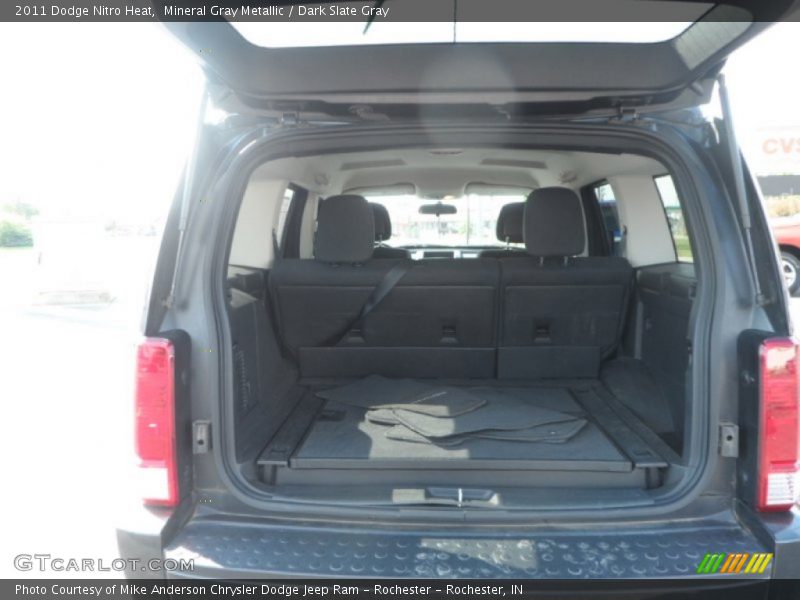 Mineral Gray Metallic / Dark Slate Gray 2011 Dodge Nitro Heat