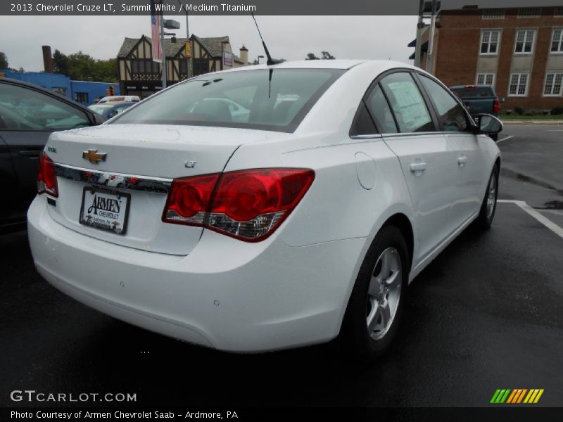 Summit White / Medium Titanium 2013 Chevrolet Cruze LT