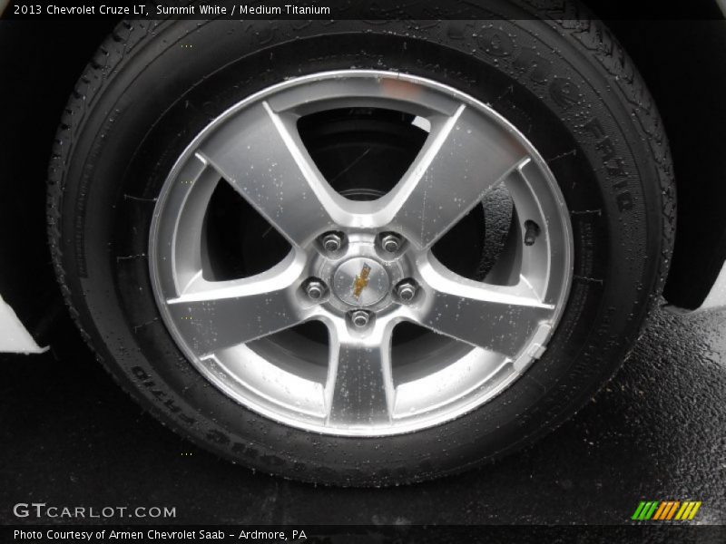 Summit White / Medium Titanium 2013 Chevrolet Cruze LT