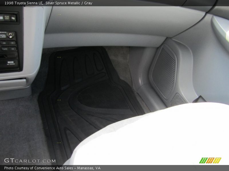 Silver Spruce Metallic / Gray 1998 Toyota Sienna LE