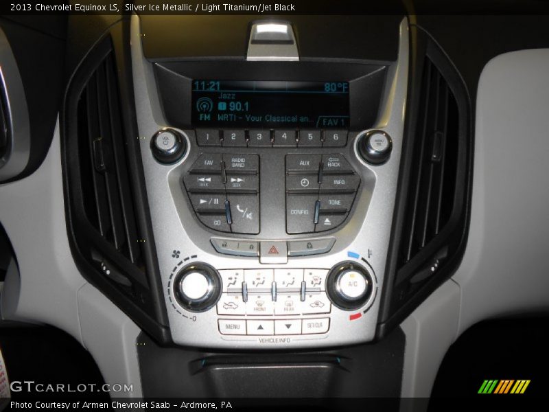 Silver Ice Metallic / Light Titanium/Jet Black 2013 Chevrolet Equinox LS