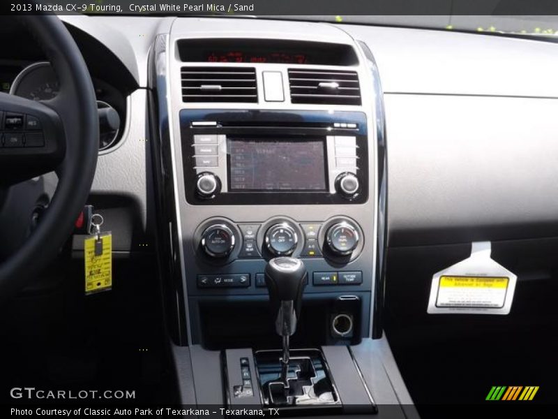 Controls of 2013 CX-9 Touring