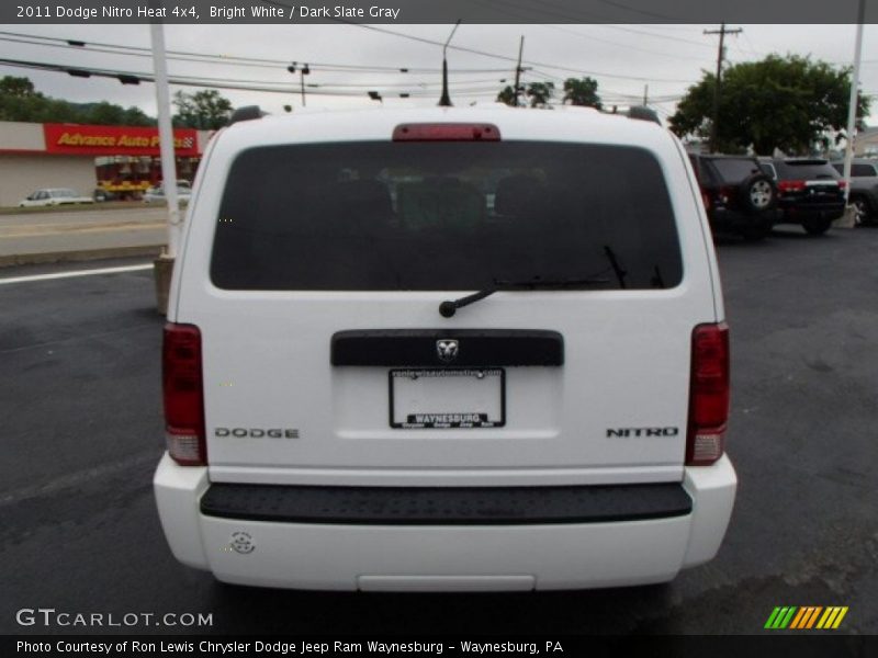 Bright White / Dark Slate Gray 2011 Dodge Nitro Heat 4x4
