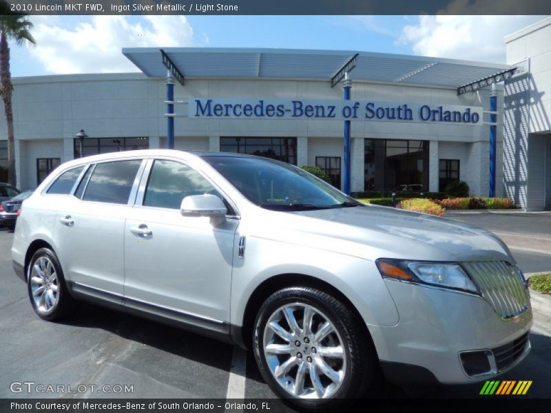 Ingot Silver Metallic / Light Stone 2010 Lincoln MKT FWD