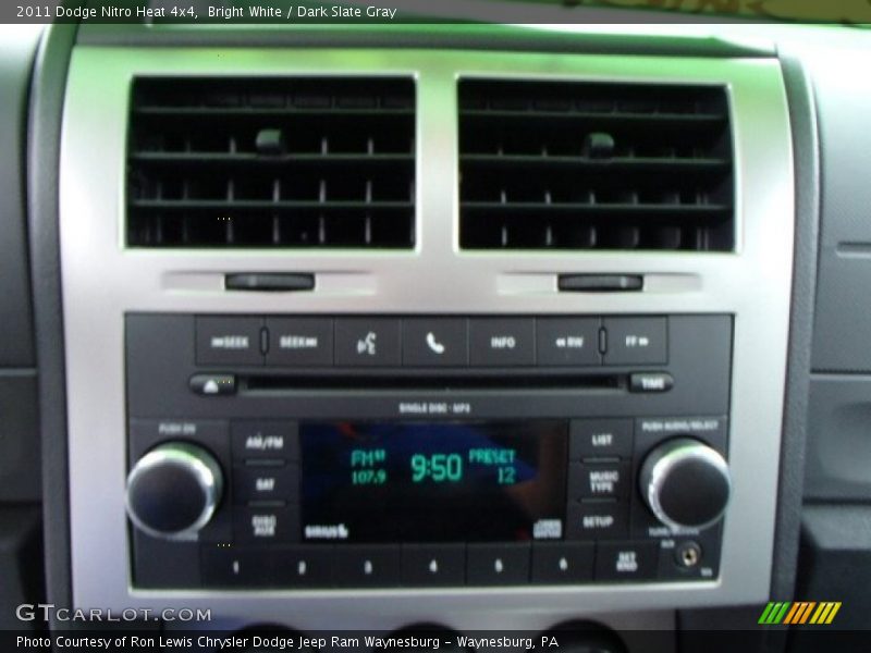Bright White / Dark Slate Gray 2011 Dodge Nitro Heat 4x4