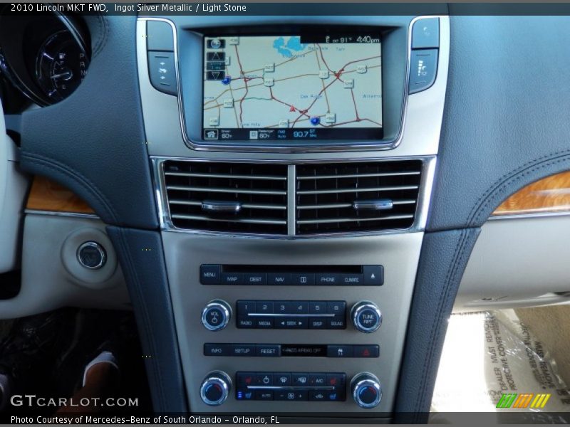 Ingot Silver Metallic / Light Stone 2010 Lincoln MKT FWD