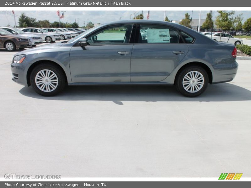 Platinum Gray Metallic / Titan Black 2014 Volkswagen Passat 2.5L S