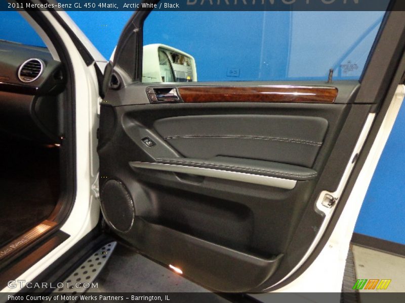 Arctic White / Black 2011 Mercedes-Benz GL 450 4Matic