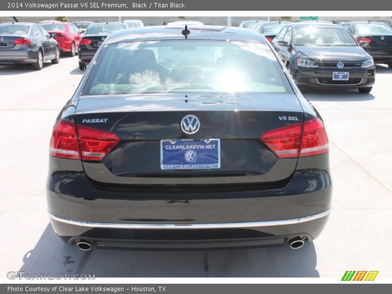 Black / Titan Black 2014 Volkswagen Passat V6 SEL Premium