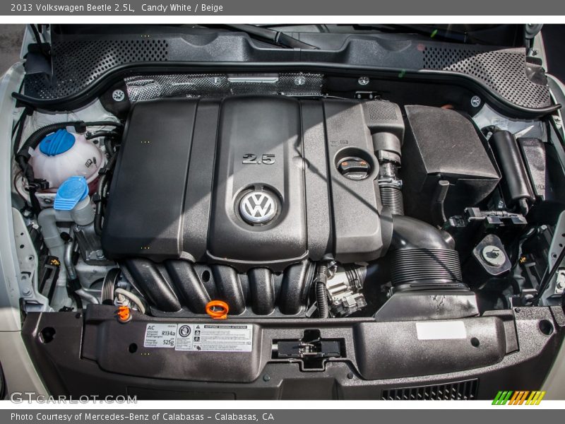 Candy White / Beige 2013 Volkswagen Beetle 2.5L