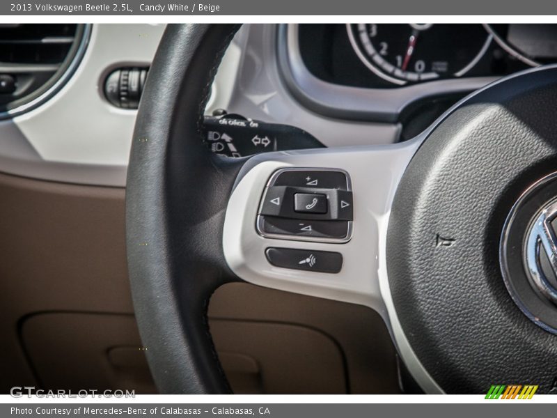 Candy White / Beige 2013 Volkswagen Beetle 2.5L