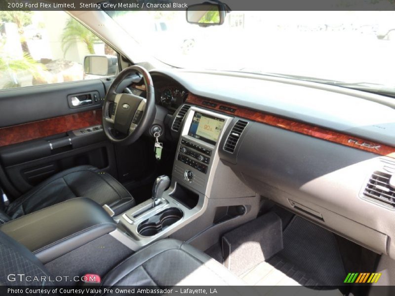 Sterling Grey Metallic / Charcoal Black 2009 Ford Flex Limited