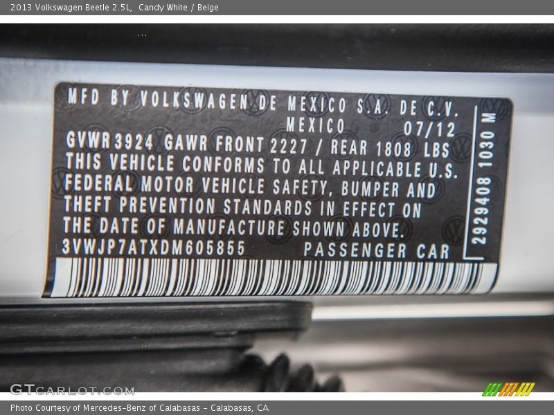 Candy White / Beige 2013 Volkswagen Beetle 2.5L
