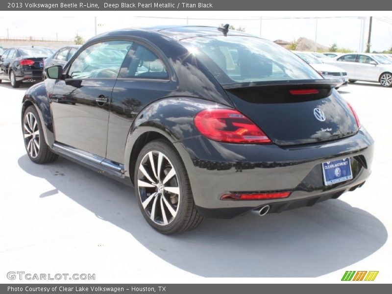 Deep Black Pearl Metallic / Titan Black 2013 Volkswagen Beetle R-Line