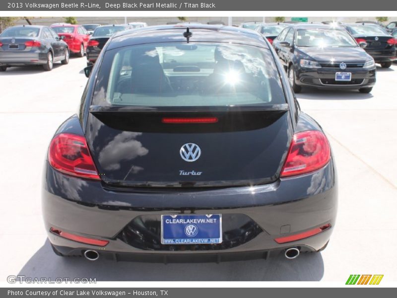 Deep Black Pearl Metallic / Titan Black 2013 Volkswagen Beetle R-Line