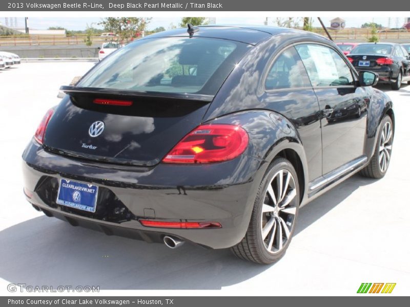 Deep Black Pearl Metallic / Titan Black 2013 Volkswagen Beetle R-Line