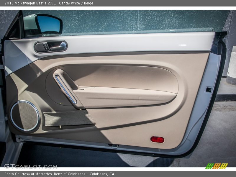 Candy White / Beige 2013 Volkswagen Beetle 2.5L