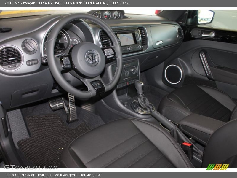 Deep Black Pearl Metallic / Titan Black 2013 Volkswagen Beetle R-Line