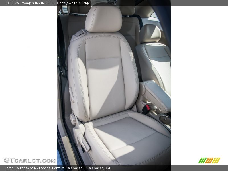 Candy White / Beige 2013 Volkswagen Beetle 2.5L