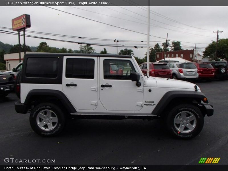 Bright White / Black 2014 Jeep Wrangler Unlimited Sport S 4x4