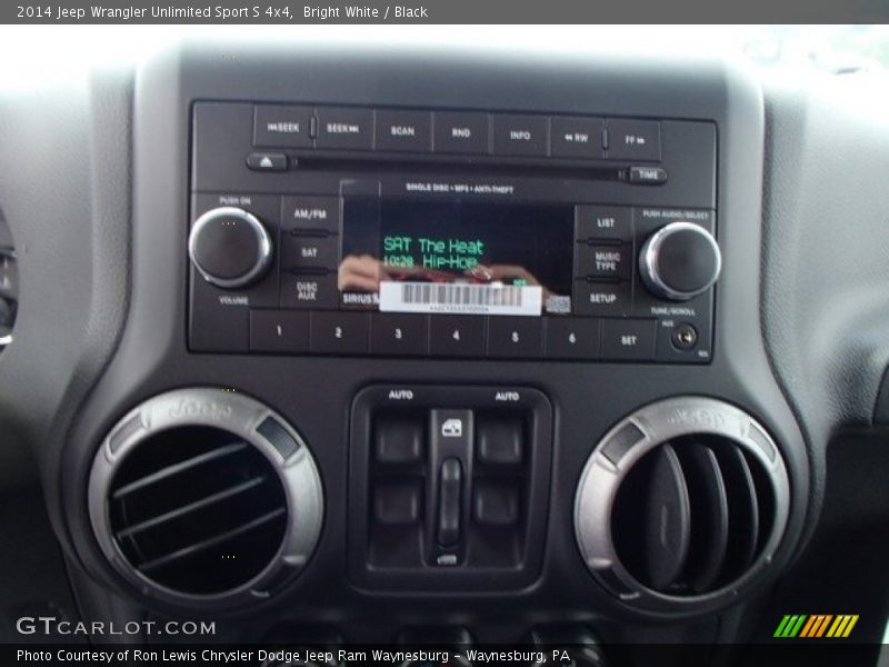 Audio System of 2014 Wrangler Unlimited Sport S 4x4