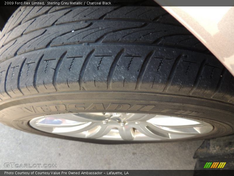 Sterling Grey Metallic / Charcoal Black 2009 Ford Flex Limited