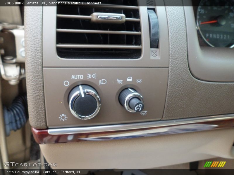 Sandstone Metallic / Cashmere 2006 Buick Terraza CXL